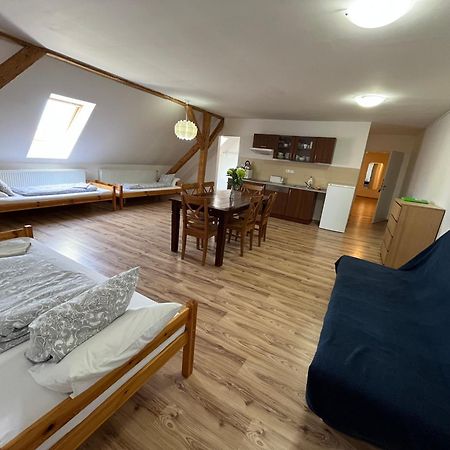 Hotel Dvůr Nové Zámky Mladec Exterior foto